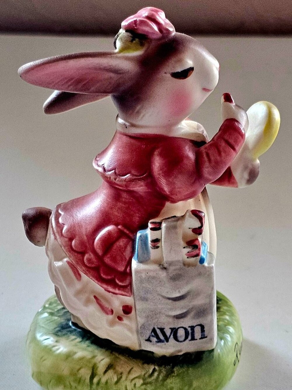 Vintage Bunny Rabbit Figurine Ready For An Avon Day - Precious Moments 1980s